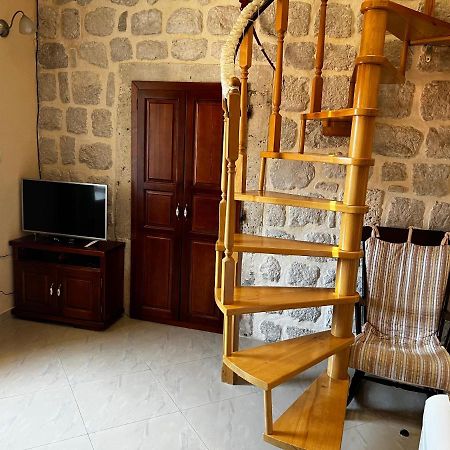 Gudelj Apartments Perast Luaran gambar