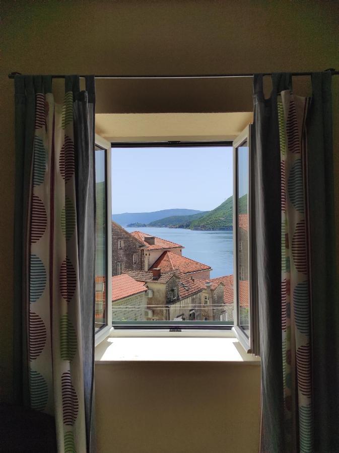 Gudelj Apartments Perast Luaran gambar