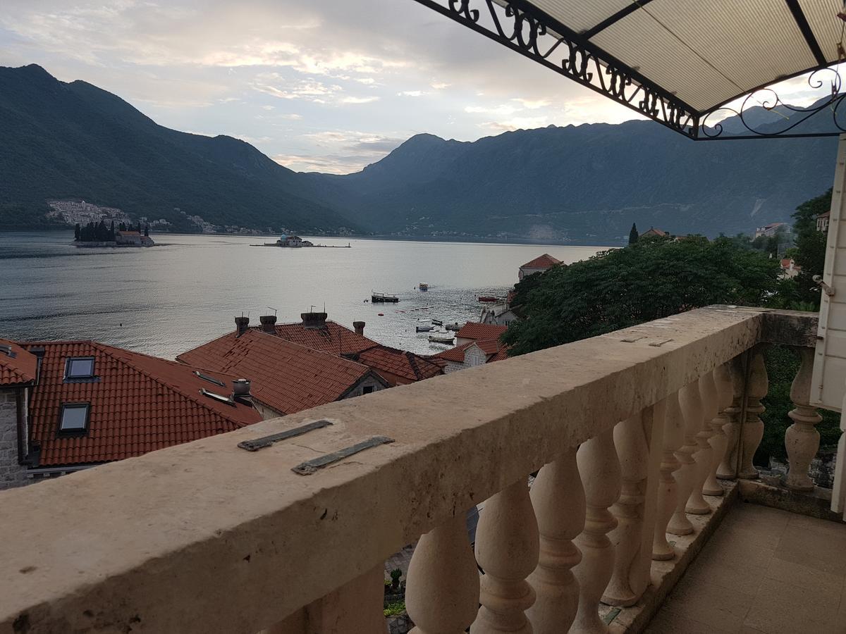 Gudelj Apartments Perast Luaran gambar