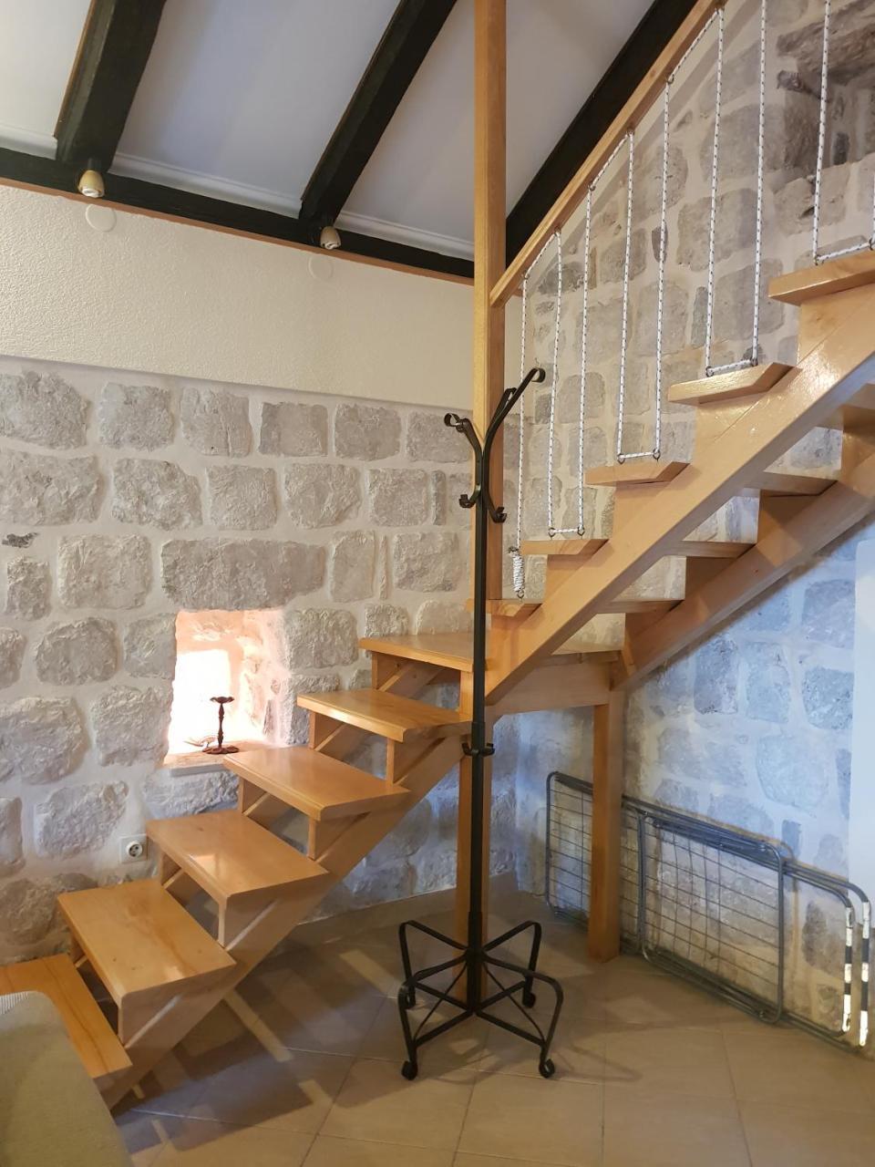 Gudelj Apartments Perast Luaran gambar